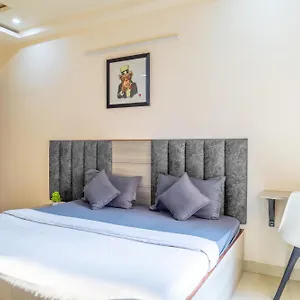 Hotel Housr Sector 43 Near Global Foyer Mall, Gurgaon
